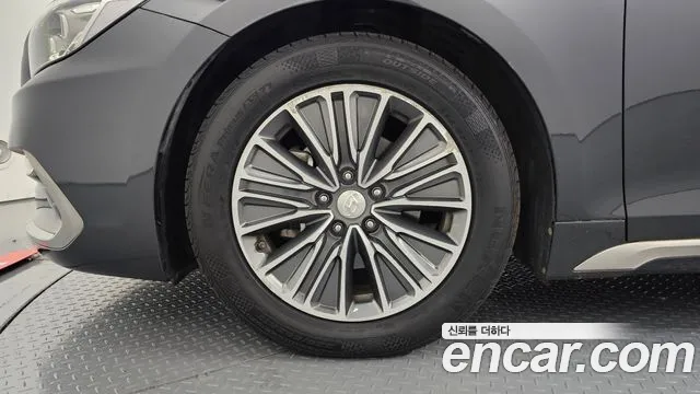 Hyundai Grandeur 2017 thumb 4