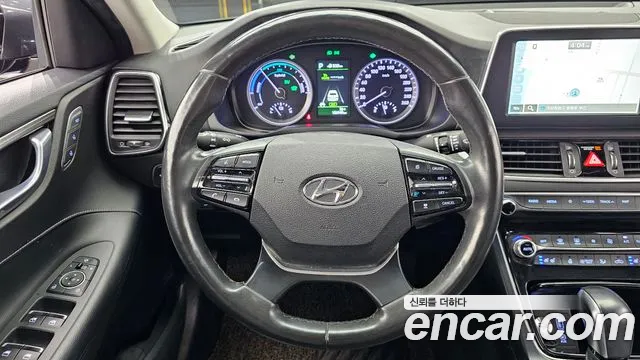 Hyundai Grandeur 2017 thumb 12
