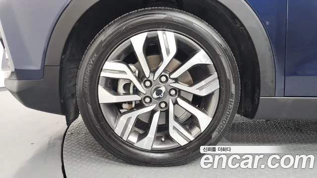 KG_Mobility_Ssangyong TIBOLI 2018 thumb 5
