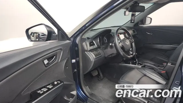 KG_Mobility_Ssangyong TIBOLI 2018 thumb 10