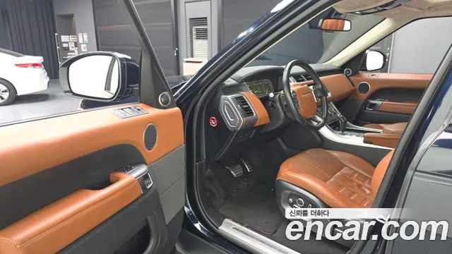 Land Rover Range Rover Sport 2016 thumb 10