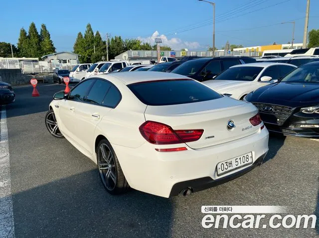 BMW 6-Series 2018 thumb 3