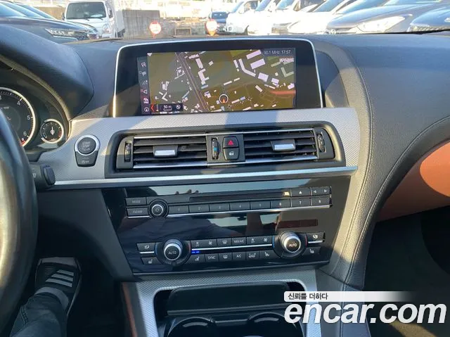 BMW 6-Series 2018 thumb 10