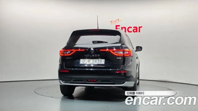 Renault-KoreaSamsung Koleos 2017 thumb 4