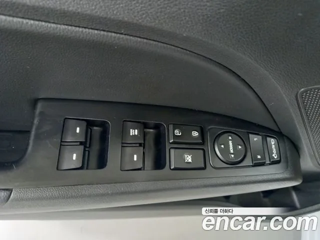 Hyundai Avante 2017 thumb 9