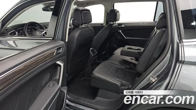 Volkswagen Tiguan 2023 thumb 11