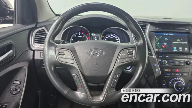 Hyundai Santa Fe 2017 thumb 12