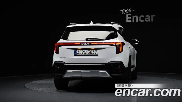 Kia Seltos 2023 thumb 4