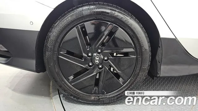 Hyundai IONIQ 6 2023 thumb 5