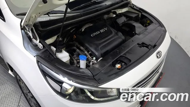 Kia Carnival 2017 thumb 6