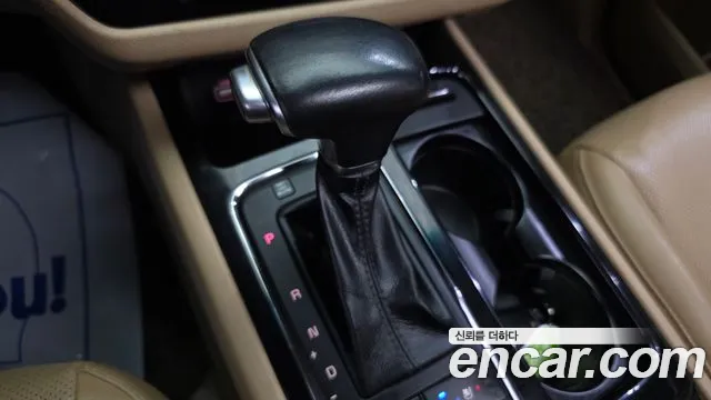 Kia Carnival 2017 thumb 9
