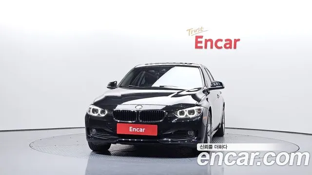 BMW 3-Series 2013 thumb 3