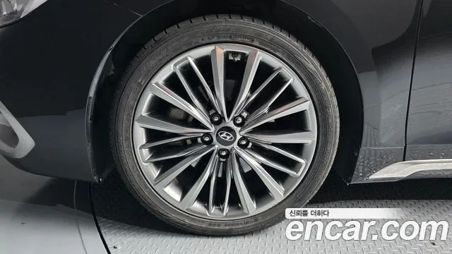Hyundai Grandeur 2017 thumb 5