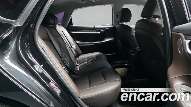 Hyundai Grandeur 2017 thumb 11