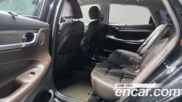 Hyundai Grandeur 2017 thumb 12