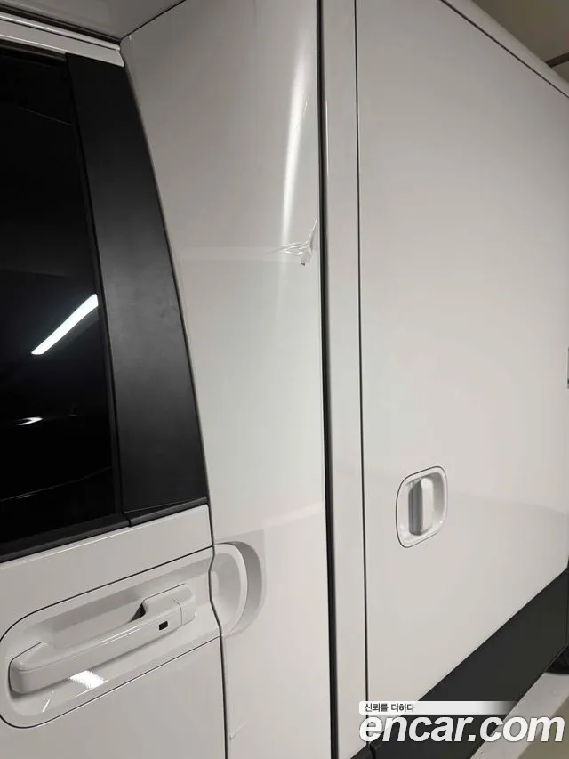 Hyundai Staria 2026 thumb 5
