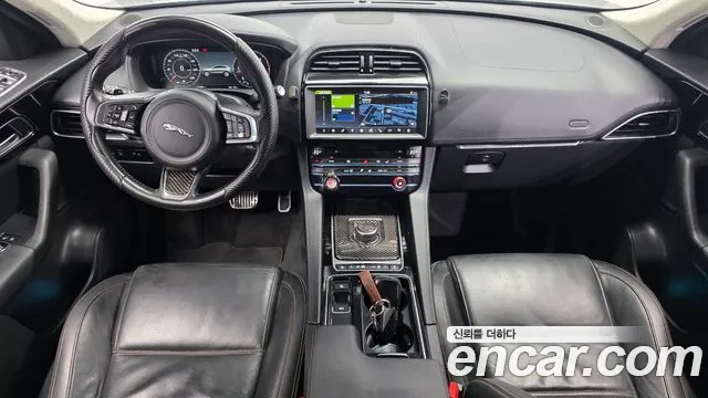 Jaguar F-Pace 2019 thumb 6