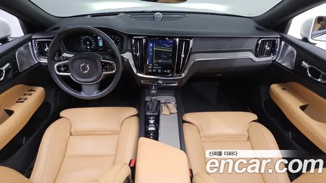 Volvo V60 2019 thumb 6