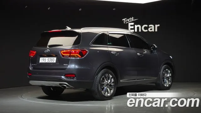 Kia Sorento 2017 thumb 2