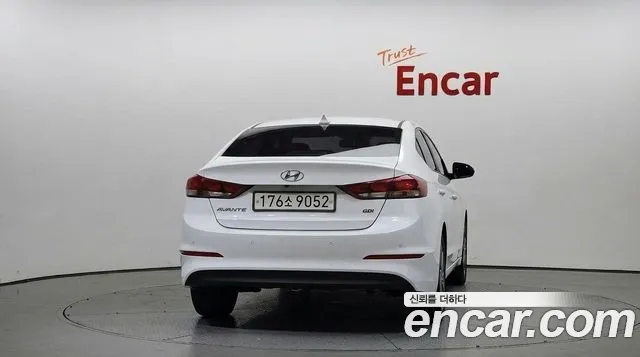 Hyundai Avante 2017 thumb 4