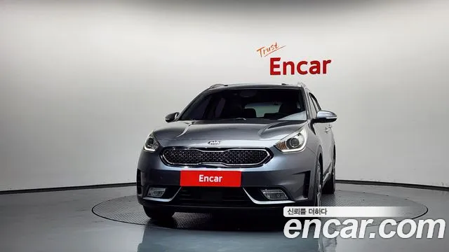 Kia Niro 2016 thumb 3