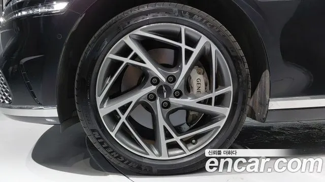 Genesis G90 2022 thumb 5