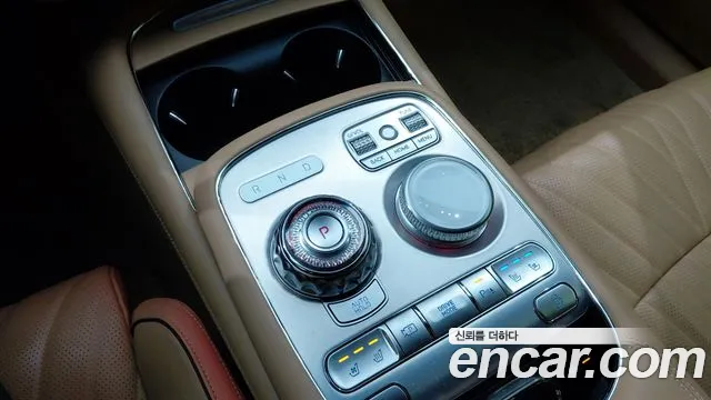 Genesis G90 2022 thumb 9