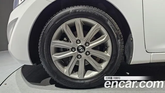 Hyundai Avante 2014 thumb 5
