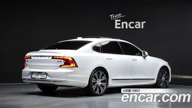 Volvo S90 2023 thumb 2