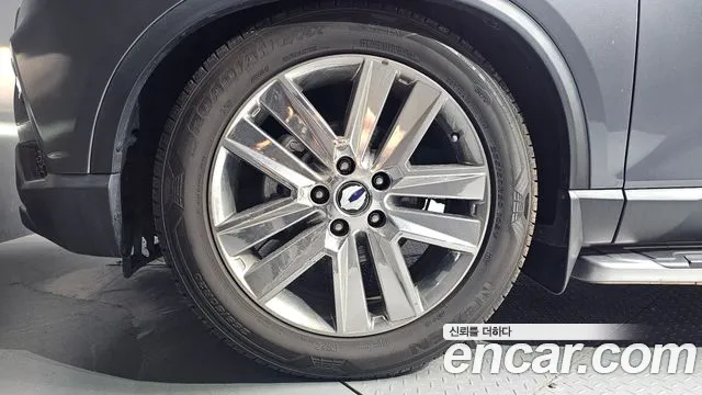 KG_Mobility_Ssangyong Rexton 2020 thumb 5