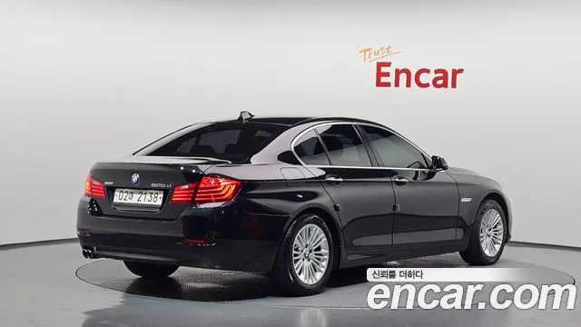 BMW 5-Series 2015 thumb 2