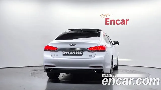 Hyundai Genesis 2016 thumb 3