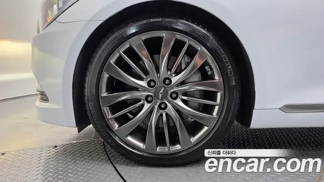 Hyundai Genesis 2016 thumb 4