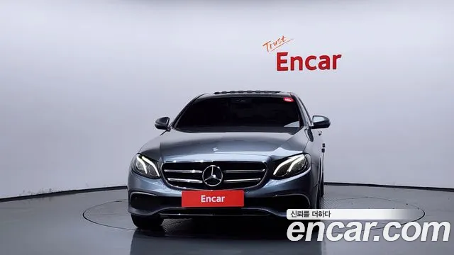 Mercedes-Benz E-Класс 2019 thumb 3