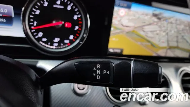 Mercedes-Benz E-Класс 2019 thumb 9