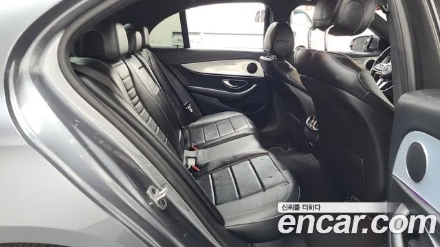 Mercedes-Benz E-Класс 2019 thumb 11