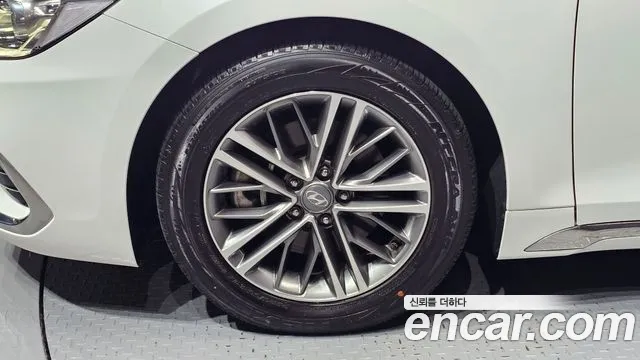 Hyundai Grandeur 2017 thumb 5