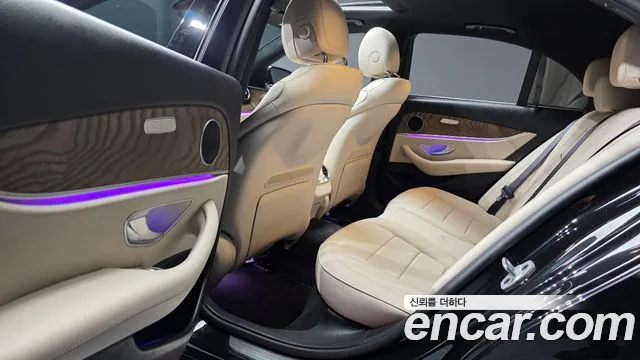 Mercedes-Benz E-Класс 2023 thumb 11