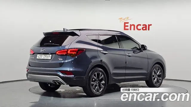 Hyundai Santa Fe 2015 thumb 2