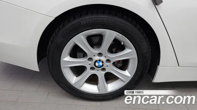 BMW 4-Series 2015 thumb 5