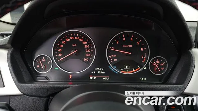 BMW 4-Series 2015 thumb 8