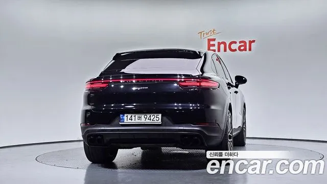 Porsche Cayenne 2021 thumb 4