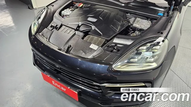 Porsche Cayenne 2021 thumb 6