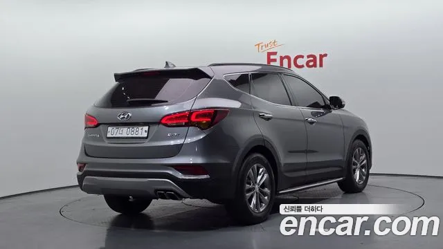 Hyundai Santa Fe 2015 thumb 2