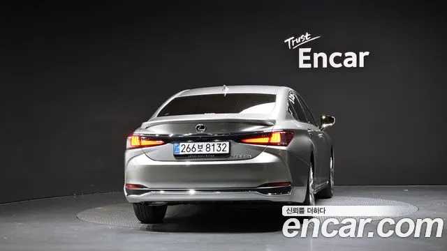 Lexus ES 2026 thumb 3