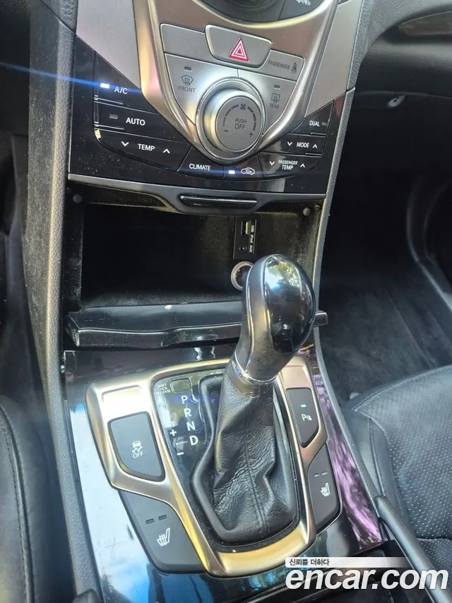 Hyundai Grandeur 2012 thumb 6