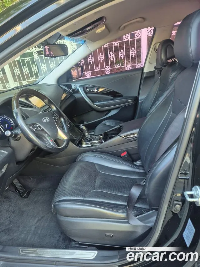 Hyundai Grandeur 2012 thumb 12