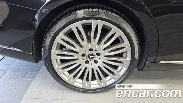 Mercedes-Benz S-Класс 2018 thumb 5