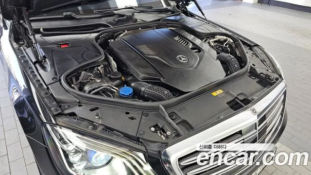 Mercedes-Benz S-Класс 2018 thumb 6