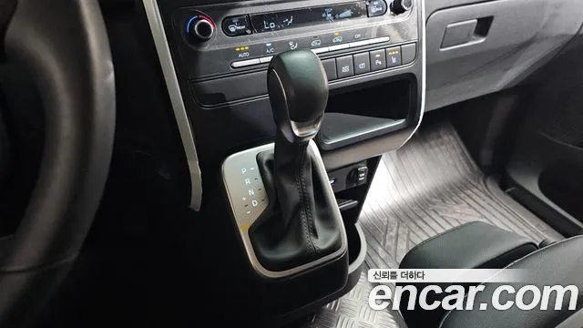 Hyundai Staria 2026 thumb 8